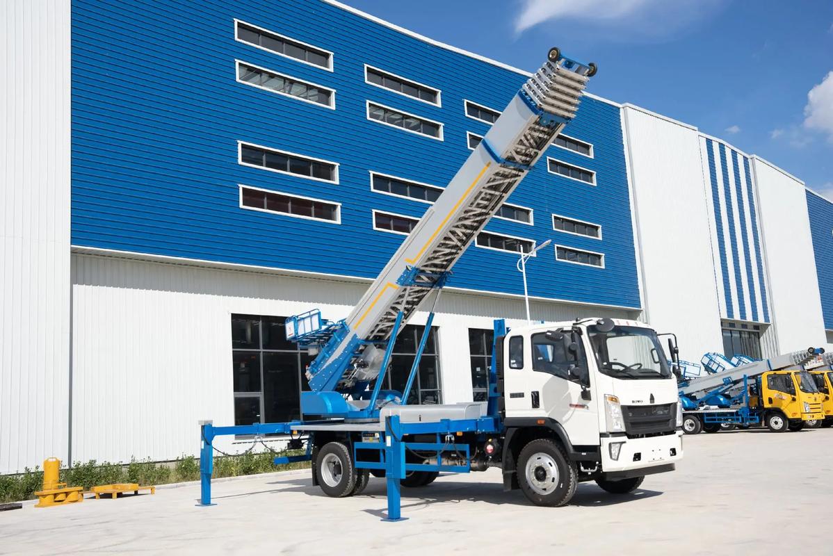 吉利小型云梯车上料车租赁多少钱