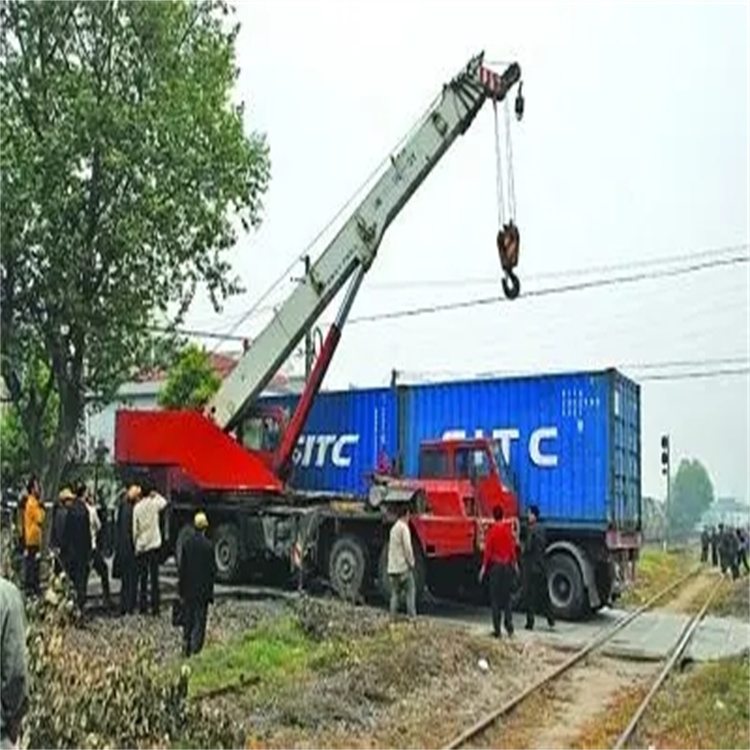 吉利如何快速找到附近的吊车救援公司